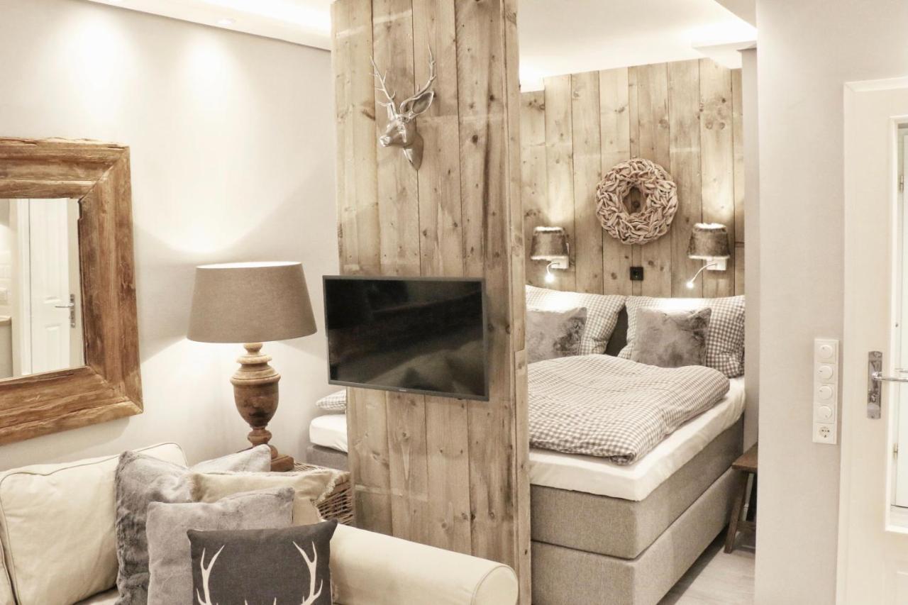 5 Appartement *